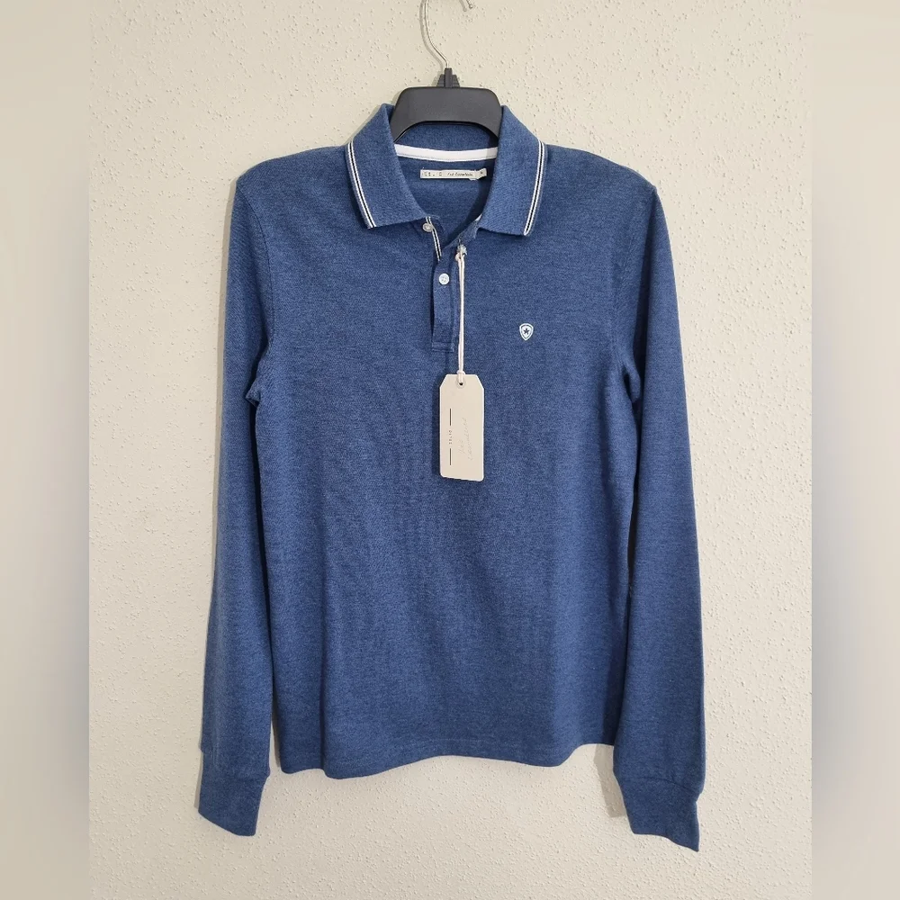 Blue Polo Shirt and Acid Wash Jeans - Picture 3 of 10